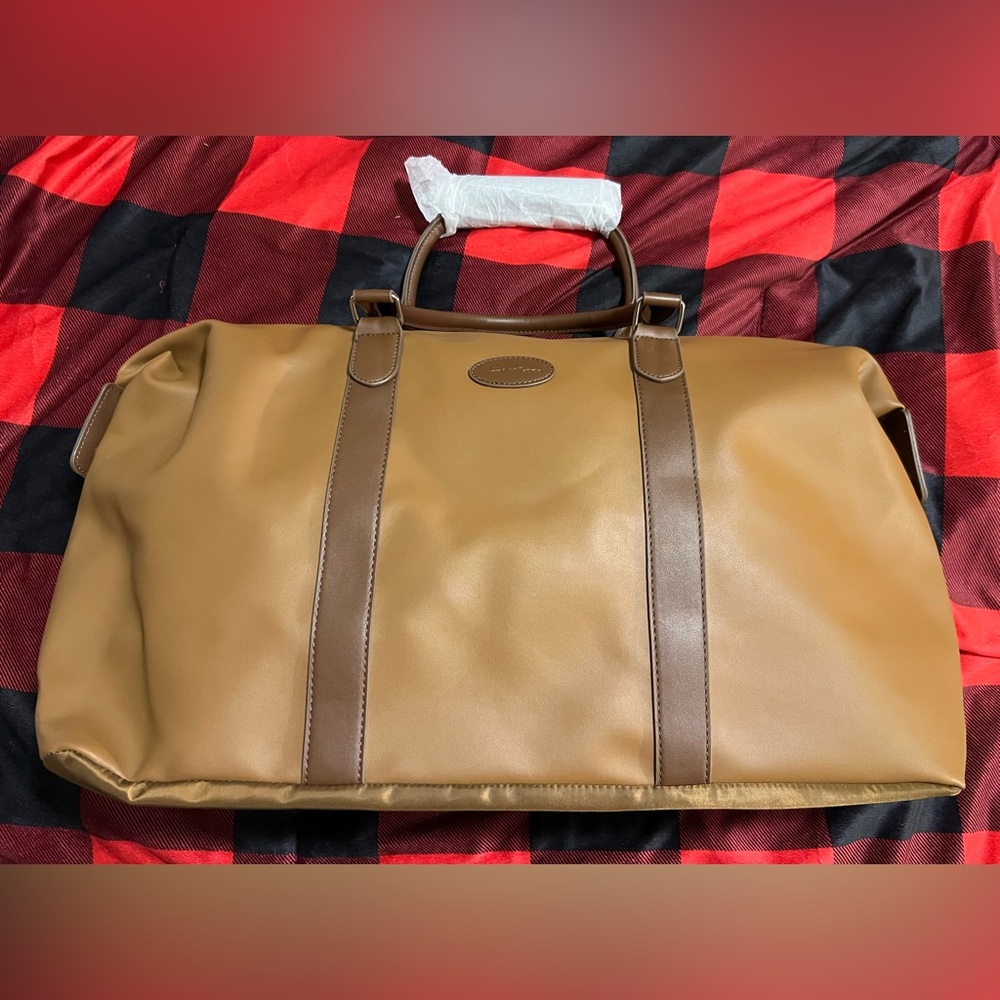 NWOT Bella Russo Weekender Overnight Bag